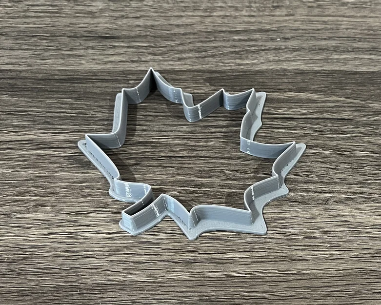 Khuôn cắt bánh quy hình lá phong (Maple Leaf Cookie Cutter) - Image 2