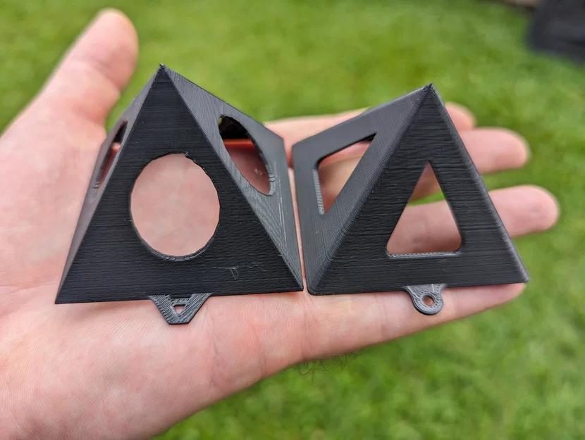 Kim tự tháp đỡ đồ sơn (Paint pyramid) - Bản Remix - Image 6