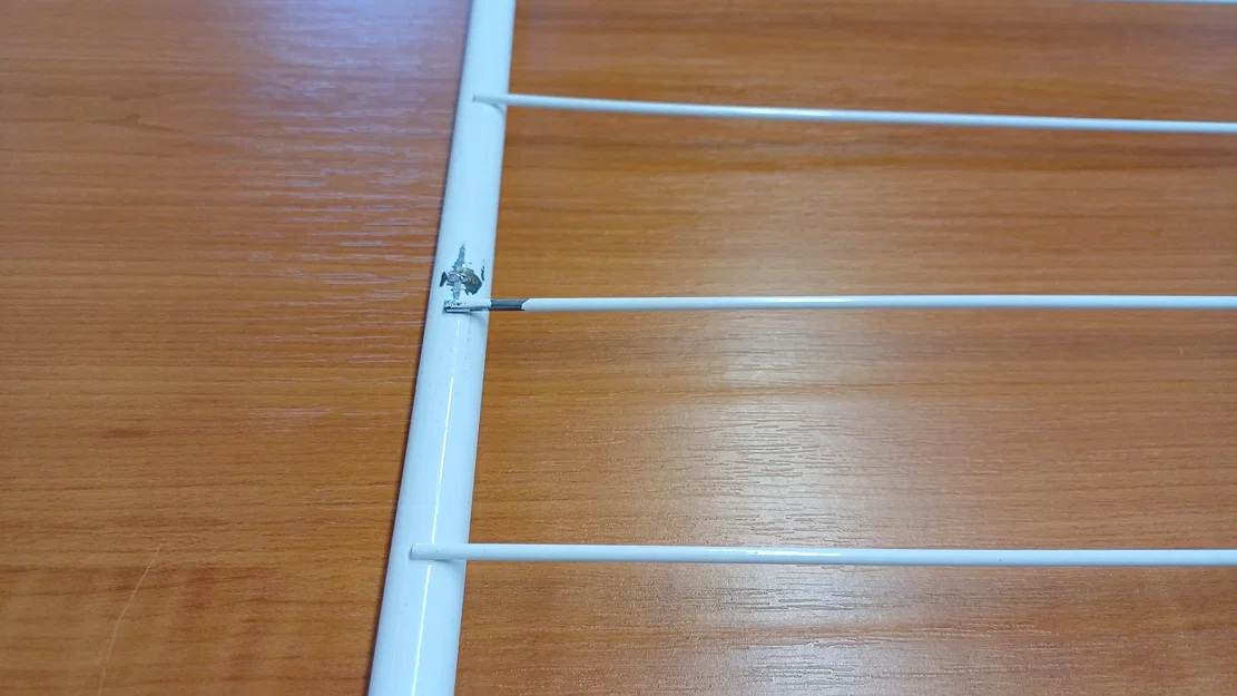 Sửa giá phơi đồ: khắc phục dây kim loại bị gãy (Drying rack/Clothes horse fix) - Image 7