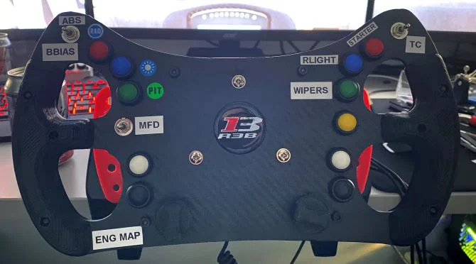 Vô lăng giả lập Ferrari 488 GT3: Mô hình 3D cho tín đồ đua xe - Image 2