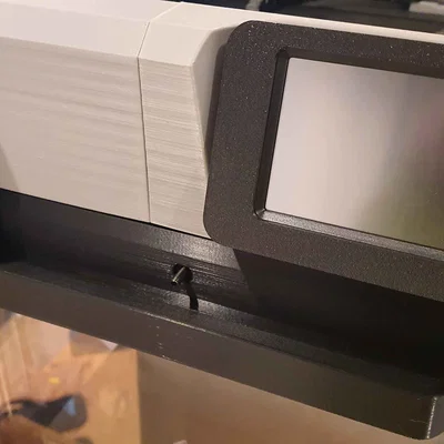 Giá đỡ phụ kiện kèm khe cắm keo cho máy in 3D Flashforge AD5M