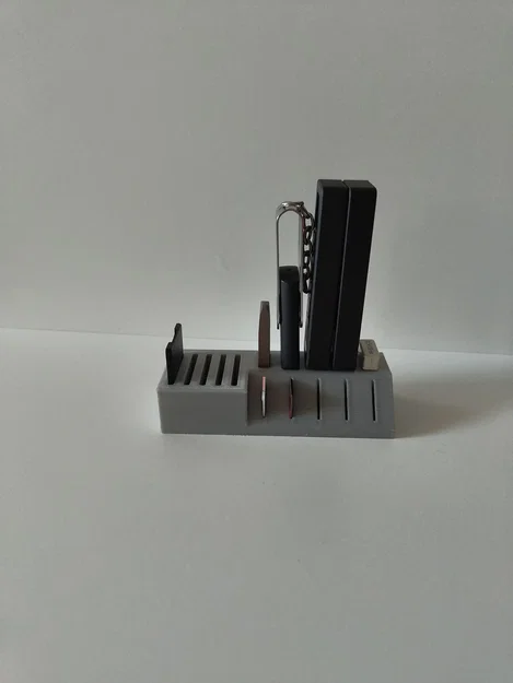 Khay đựng USB và thẻ nhớ SD để bàn gọn gàng - Image 2