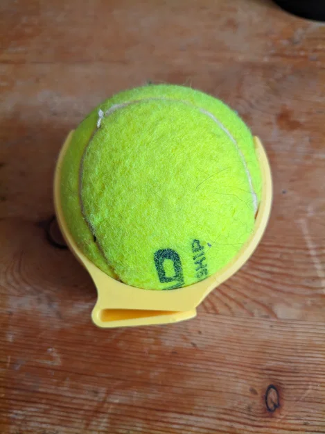 Kẹp treo bóng tennis 3D tiện lợi cho người dắt chó đi dạo - Image 3