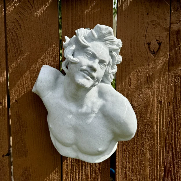 Vineyard Art – Tượng Bust Roman/Greek Treo Trang Trí Vườn Nho - Image 2