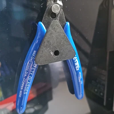 Giá treo kìm cắt tiện lợi cho máy in 3D Creality K1 và K1C