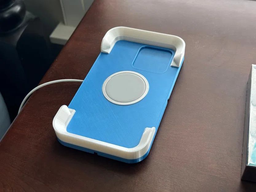 Khay sạc MagSafe cho iPhone 13/14/15 (Pro/Plus/Max) - Image 2