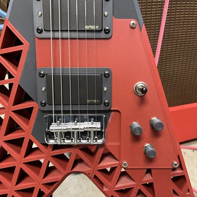 Đàn Guitar Điện “The Gliding P” (V-shape) – Model in 3D