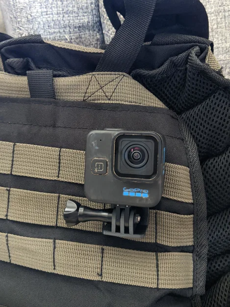 Ngàm gắn GoPro Hero11 Mini trên balo và áo chiến thuật - Image 1