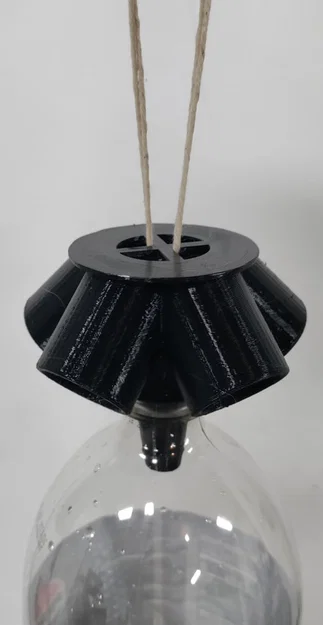 Bẫy Ruồi (Fly Traps) gắn chai 2 lít - Image 1