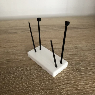 Đế gắn tường đa năng dùng dây rút tiện lợi (Wall Mount V3)