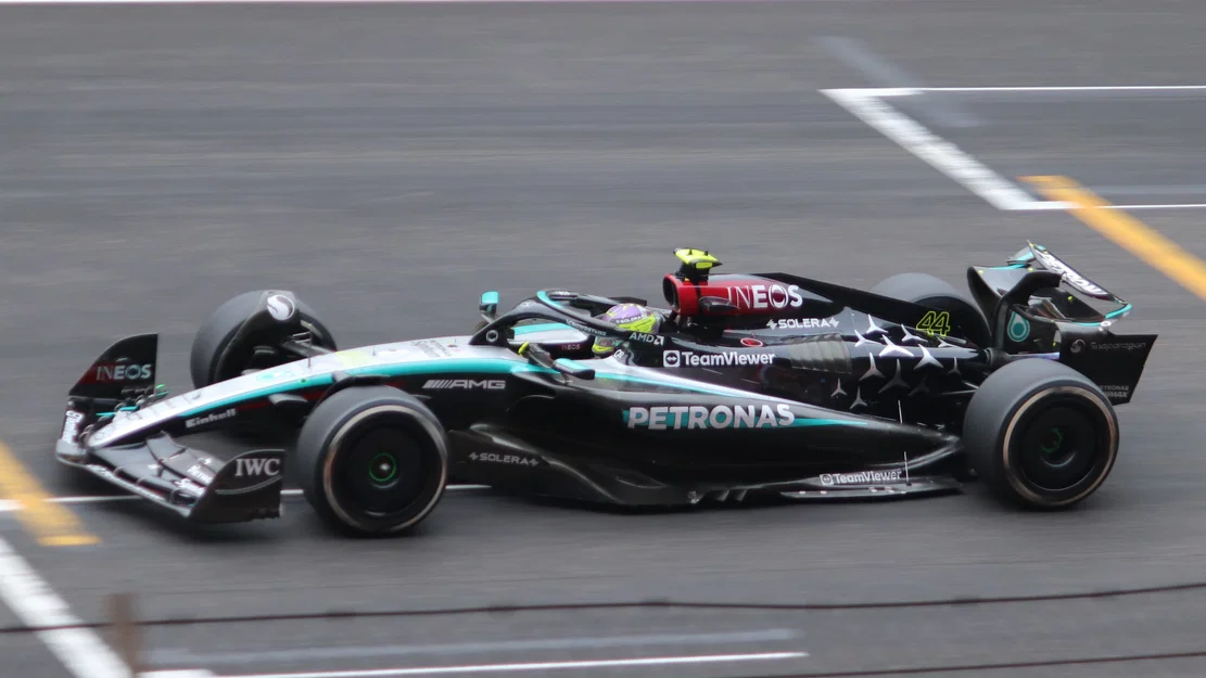 Mô hình 3D xe đua công thức 1 Mercedes AMG W15 (2024) - Image 1