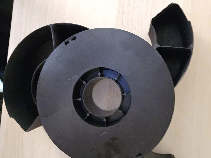 Lưu trữ Spool | Tận dụng spool filament rỗng | Ít filament & dễ lắp ráp - Image 1