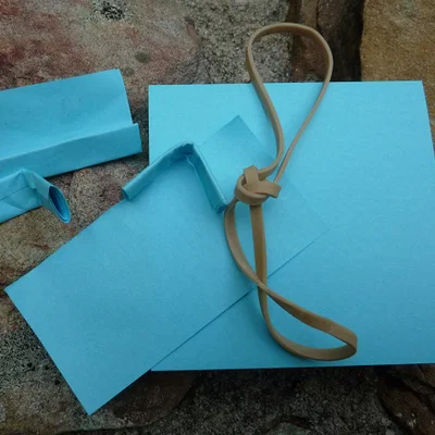 Ná Thun Cổ Điển hoặc Súng Bắn Giấy Vo (Classic Sling Shot/Paper Wad Shooter)