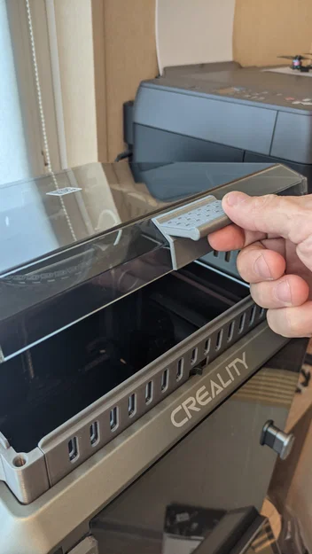 Tay cầm nắp máy in 3D Creality K1C - Tiện lợi và thẩm mỹ - Image 1