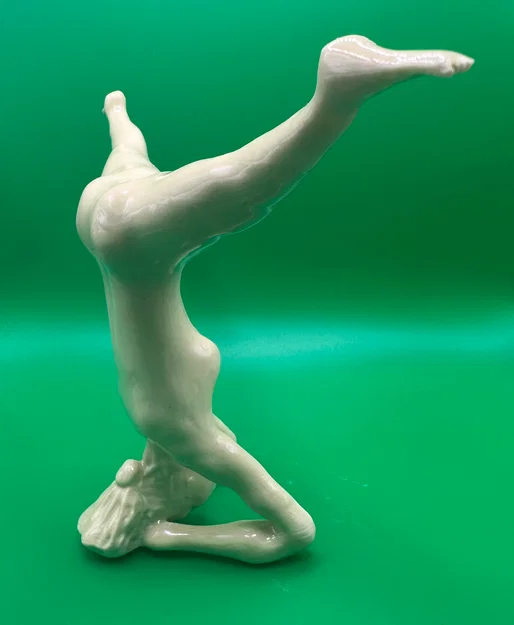 Mô hình phụ nữ tập Yoga tư thế trồng chuối (Headstand Figure) 3D - Image 4