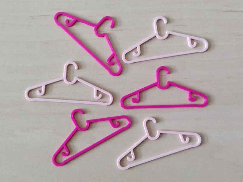 Móc Áo Spruttig Cỡ Búp Bê (Tỉ lệ 1:6) - Image 2