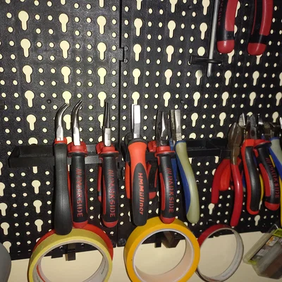 Giá treo kìm thông minh cho bảng Pegboard Parkside/Lidl