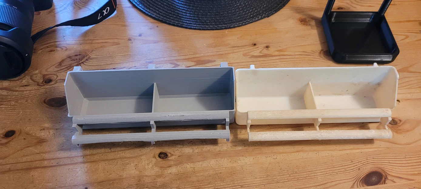 Máng ăn/uống cho chim (nước & hạt) gắn lồng - Image 4