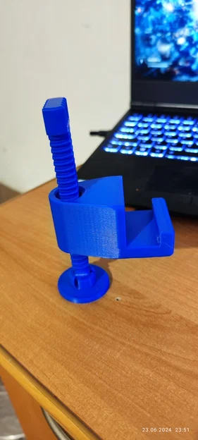 Chặn cửa, cửa sổ có thể điều chỉnh bằng in 3D tiện dụng - Image 1