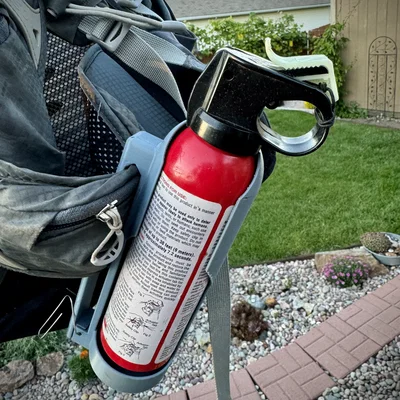 Bao đeo Bear Spray kẹp dây balo (Bear spray holster)