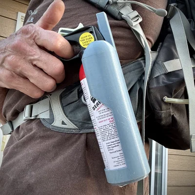 Bao đeo Bear Spray kẹp dây balo (Bear spray holster)