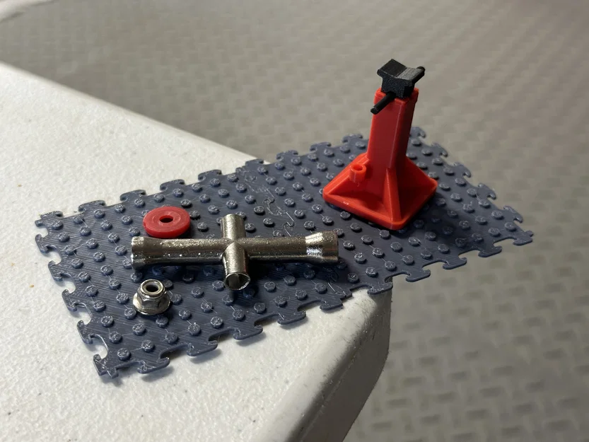 Gạch Lót Sàn Garage Liên Kết (Interlocking Garage Floor Tiles) - Image 1