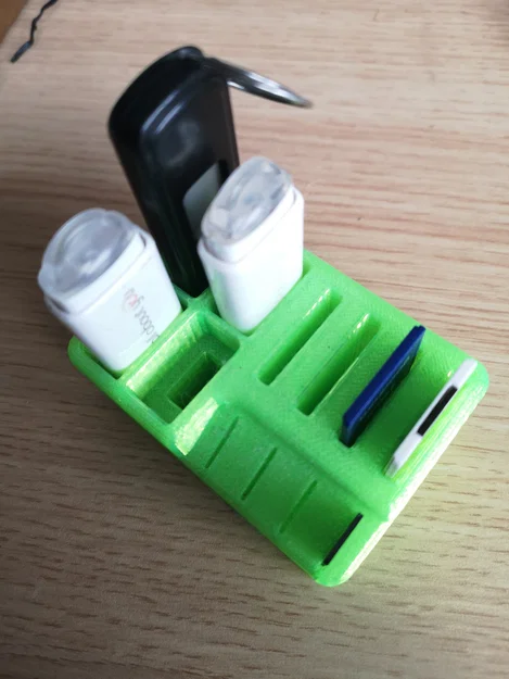 Khay Đựng USB và Thẻ Nhớ 3D - Gọn Gàng, Tiện Lợi Cho Bàn Làm Việc - Image 3