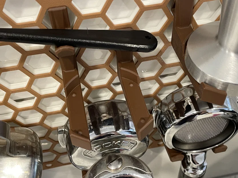 Honeycomb Coffee Wall – Tấm treo tường tổ ong cho đồ pha cà phê - Image 2