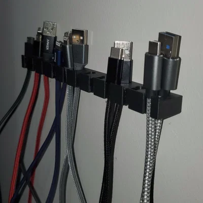 Giá treo/giá gắn tường giữ cáp USB