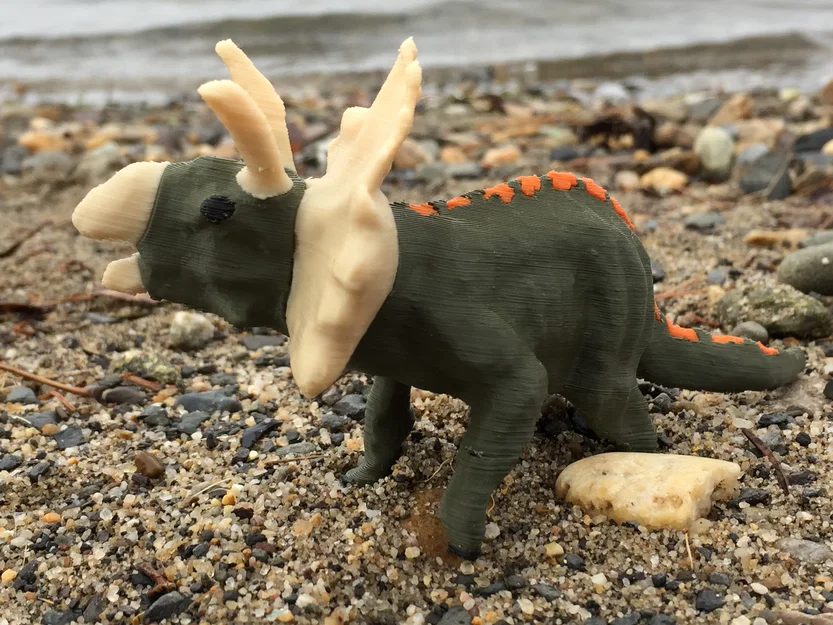 Triceratops (2 phiên bản: Single Filament & MMU Multi Material) - Image 1