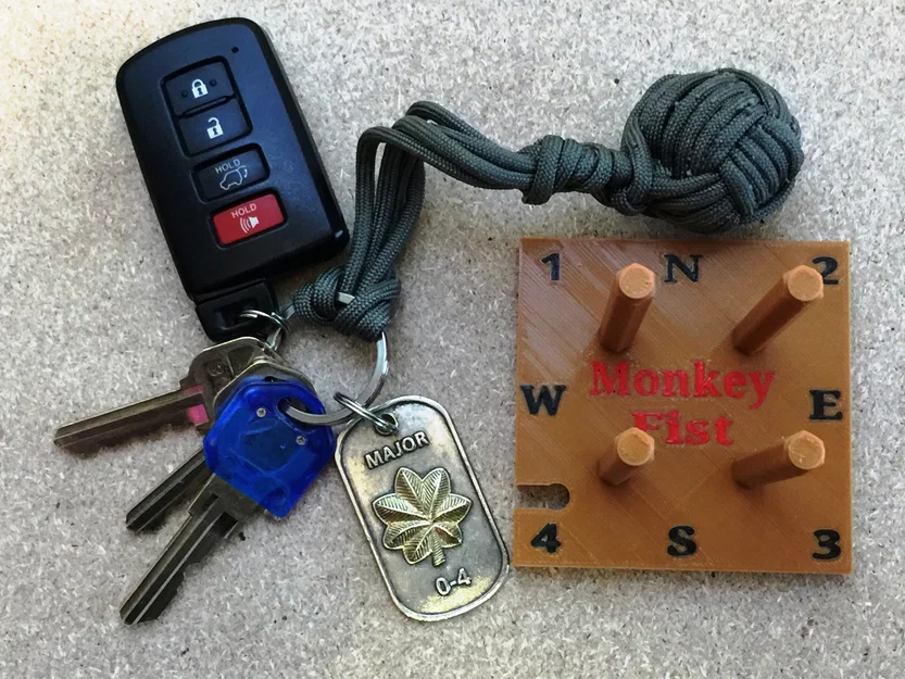 Bộ Dụng Cụ Làm Monkey Fist (Monkey Fist Maker) - Image 1