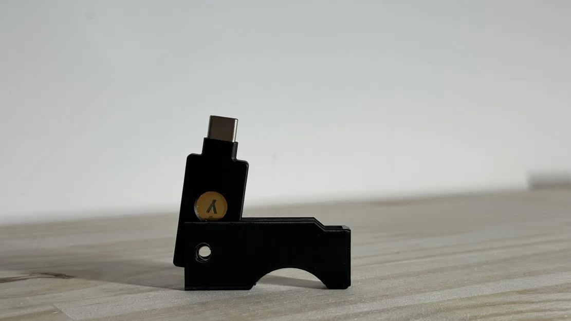 Case bảo vệ Yubikey 5C - Image 4