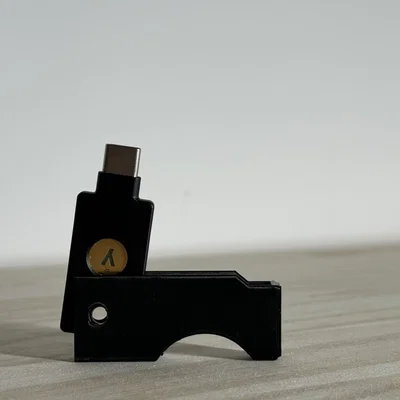 Case bảo vệ Yubikey 5C