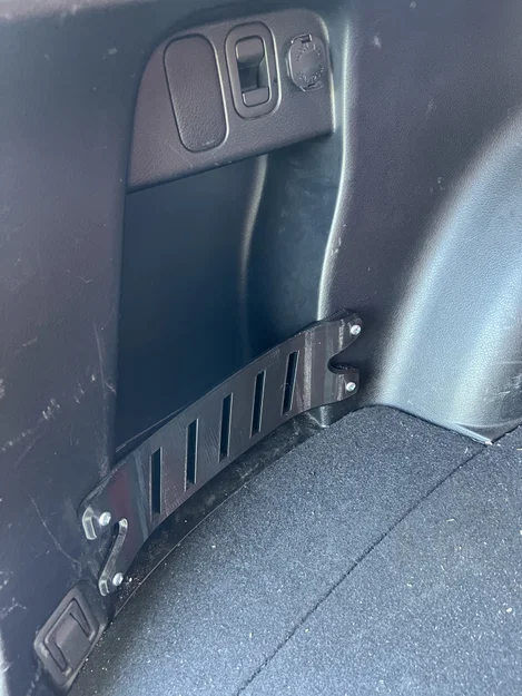 Lưới/Thanh chặn hộc cốp Subaru Forester 2009 (SH) - Image 3