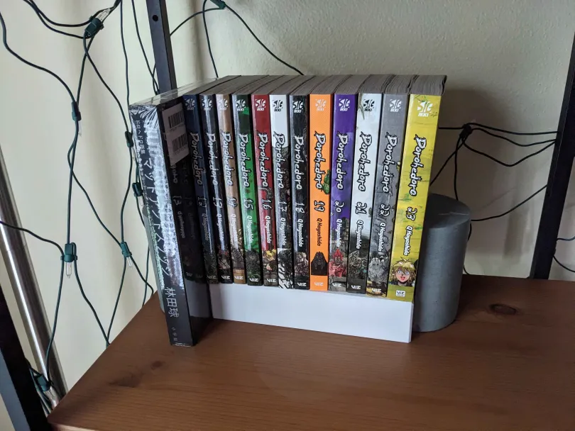 Bục kê sách 3D - Giải pháp trưng bày sách hai tầng ngăn nắp - Image 2