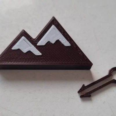 Móc khóa kéo hình ngọn núi (Mountain Zipper Tag) độc đáo