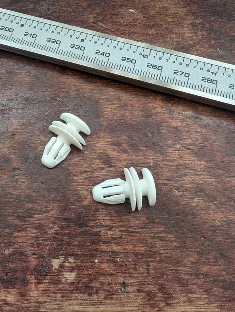 Kẹp gài tấm ốp xe (Car panel clip) - Image 1