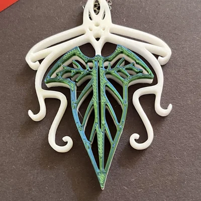 Bông tai và mặt dây chuyền lá Lorien (Lord of the Rings)