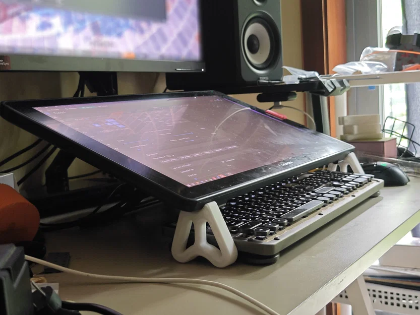 Kệ nâng mép trước cho màn hình tablet vẽ - Image 1