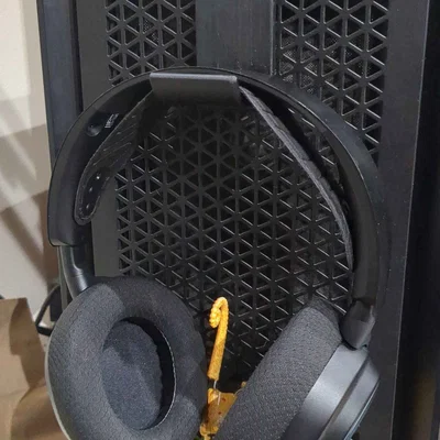 Móc treo tai nghe gắn lưới tam giác cho case máy tính Corsair