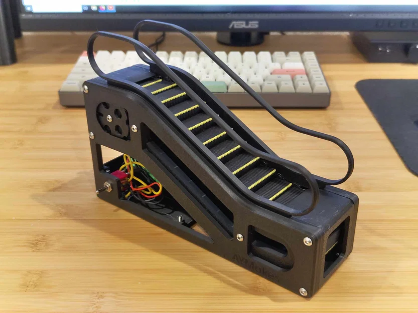 Mẫu Thang Cuốn Có Motor - Redux - Image 2