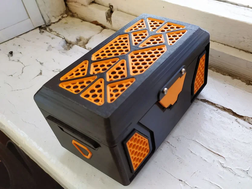 Hộp Staff (Staff Box) - Image 1