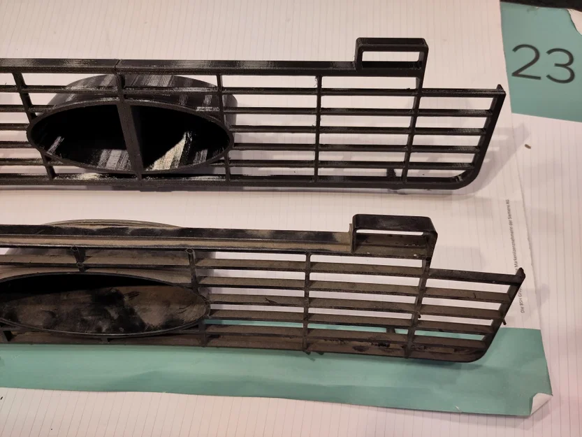 Lưới tản nhiệt Ford Sierra (Ford Sierra grille) - Image 2