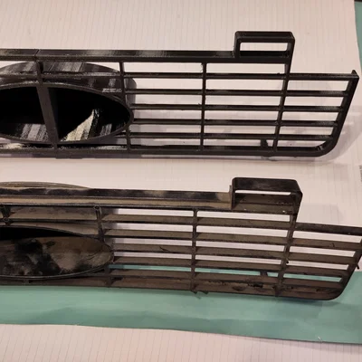 Lưới tản nhiệt Ford Sierra (Ford Sierra grille)