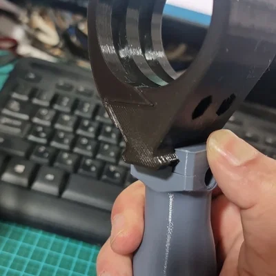 Bộ Ngàm Gắn Tay Cầm Phụ Picatinny Cho M203 (M203 Grenade Launcher Grip)