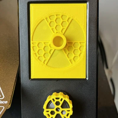 Nắp che màn hình Ender 3 V3 SE biểu tượng phóng xạ - Nhiều phiên bản