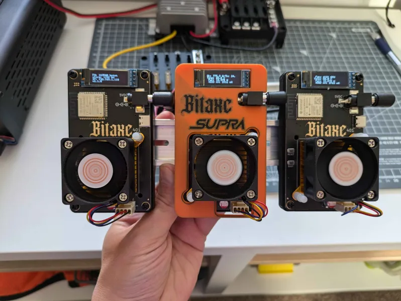 Giá đỡ Bitaxe gắn thanh ray DIN cho máy đào Bitcoin chuyên nghiệp - Image 4