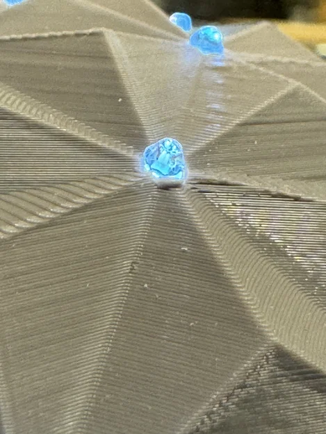 EPCOT Spaceship Earth (bỏ trụ giữa) + lỗ luồn cáp USB - Image 5