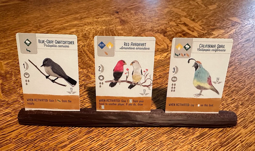 Khay giữ thẻ dạng khúc gỗ cho Wingspan (Wingspan log aviary card holder) - Image 2