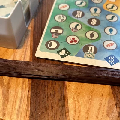 Khay giữ thẻ dạng khúc gỗ cho Wingspan (Wingspan log aviary card holder)